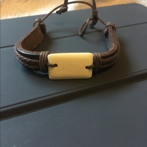 Tie bracelet